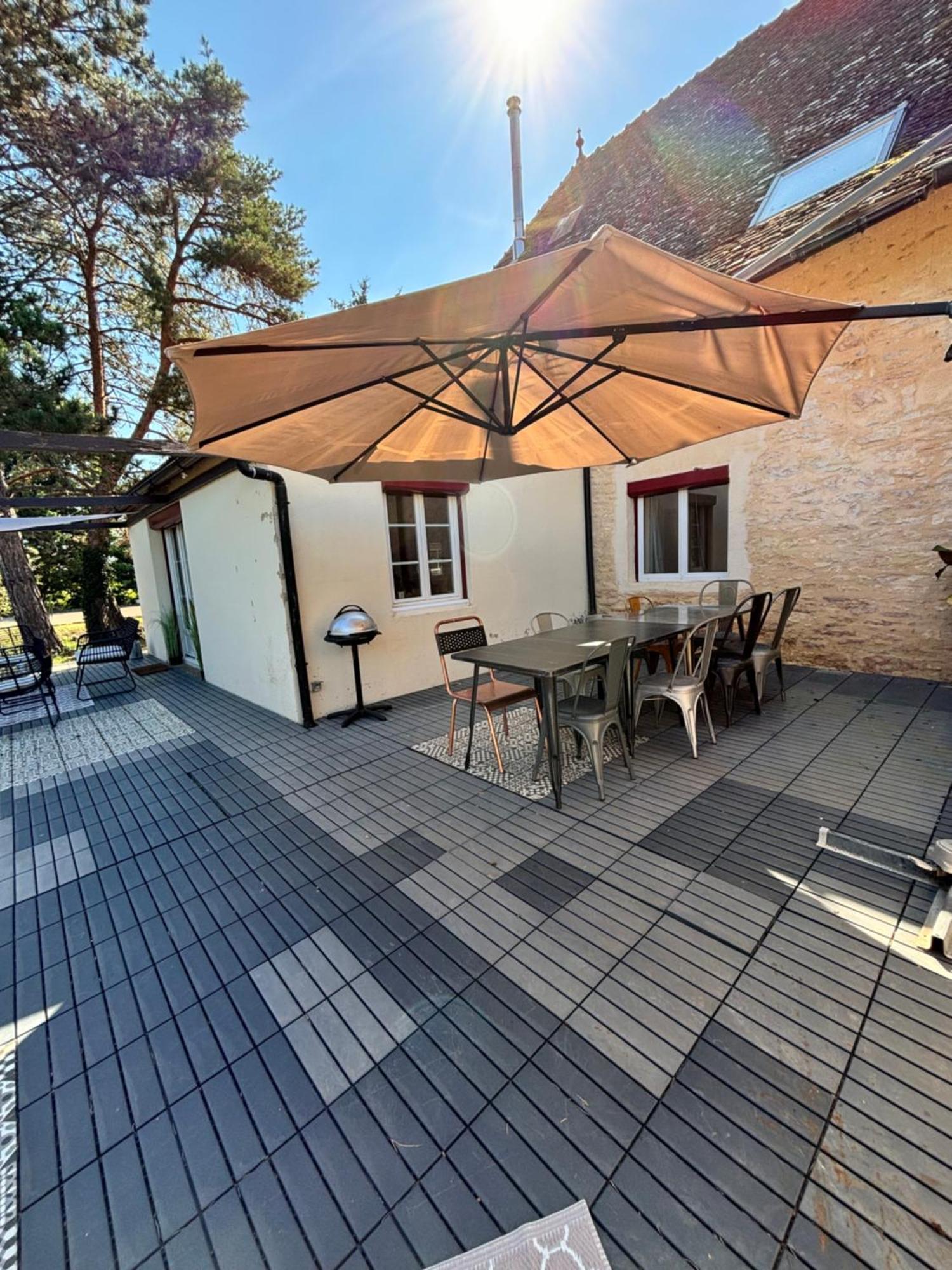 Le Gite Du Chateau Mouton Chatenoy-le-Royal Luaran gambar
